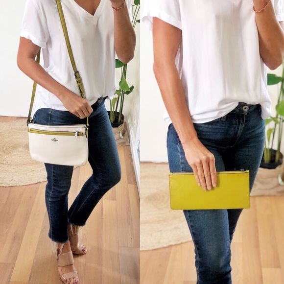 NWOT• Coach• Shoulder sling Envelope handbag - Picture 2 of 8